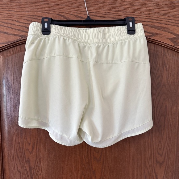 Gaiam light yellow lined shorts - Picture 2 of 5